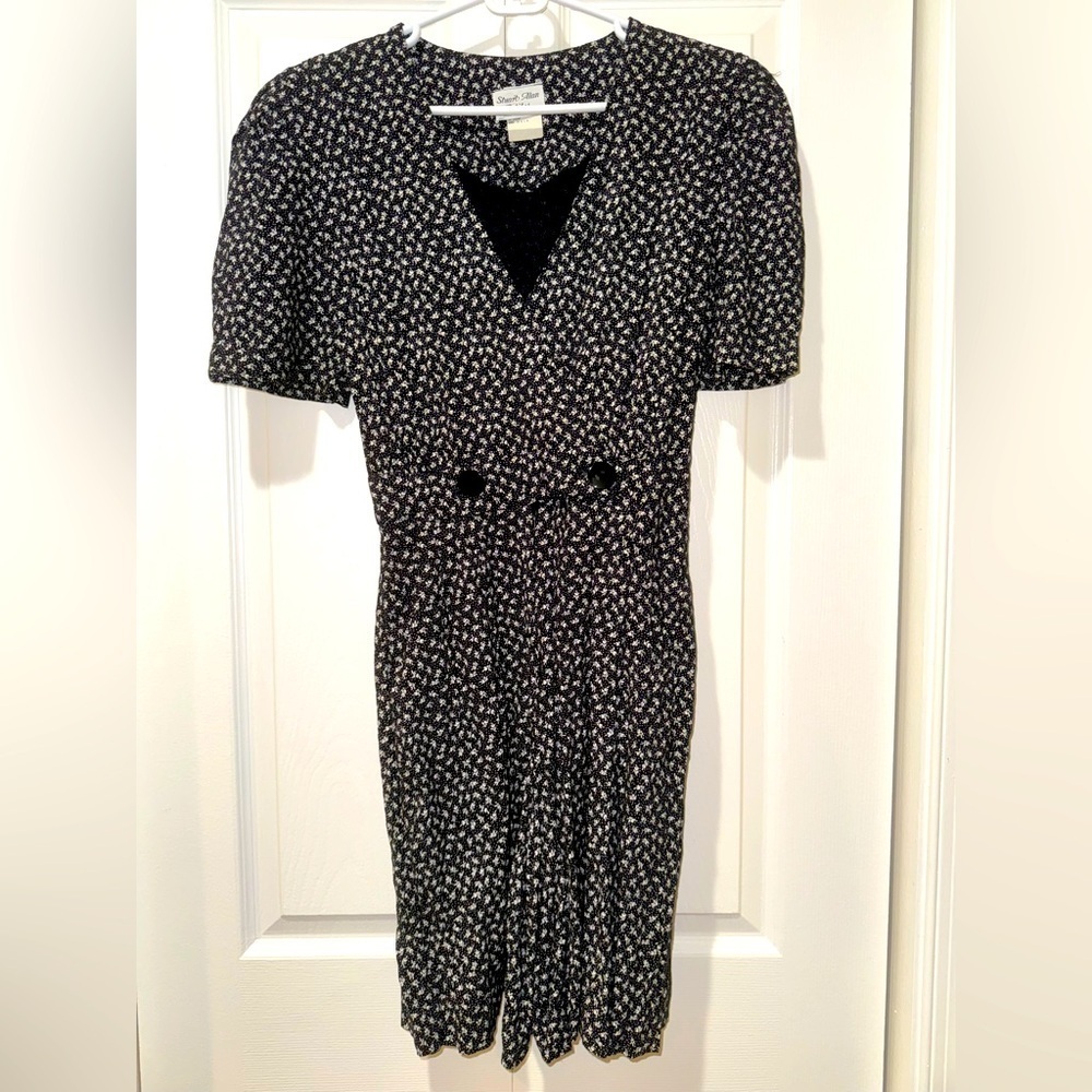 Stuart Alan Petites Black and White Patterned romper. Vintage size 6. VGUC
